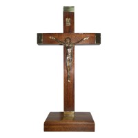 Crucifijo de pie con puntera